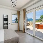 Apartment Laca - Sensational Coast View With Jacuzzi *