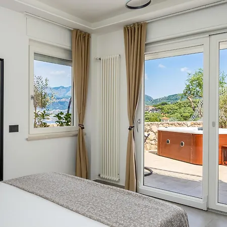 Appartement Laca - Sensational Coast View With Jacuzzi Sorrente