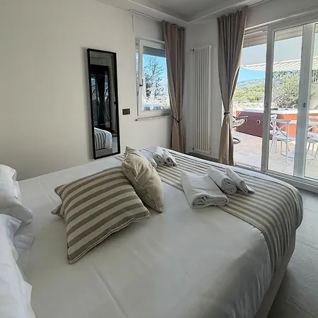Laca - Sensational Coast View With Jacuzzi