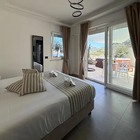 Appartement Laca - Sensational Coast View With Jacuzzi Sorrente